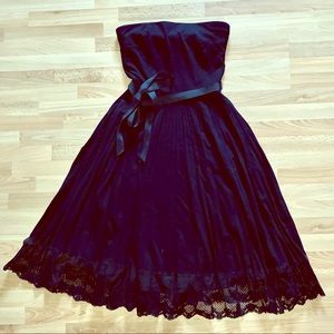White House Black Market Strapless Dress